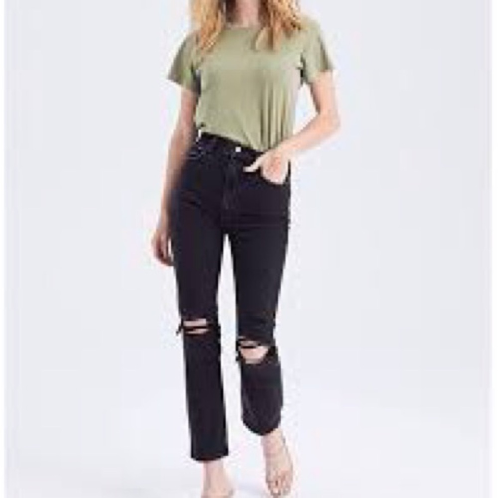 Abercrombie & Fitch black Jean. Size 28